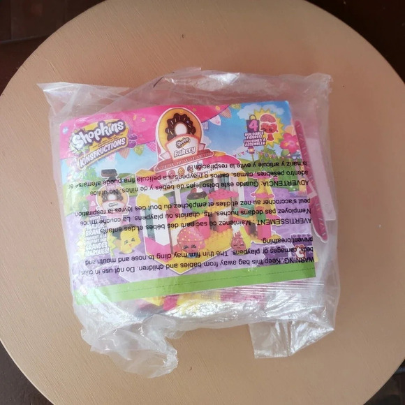Shopkins Kinstructions Bakery Playset Sealed items READ BELOW - Picture 2 of 7